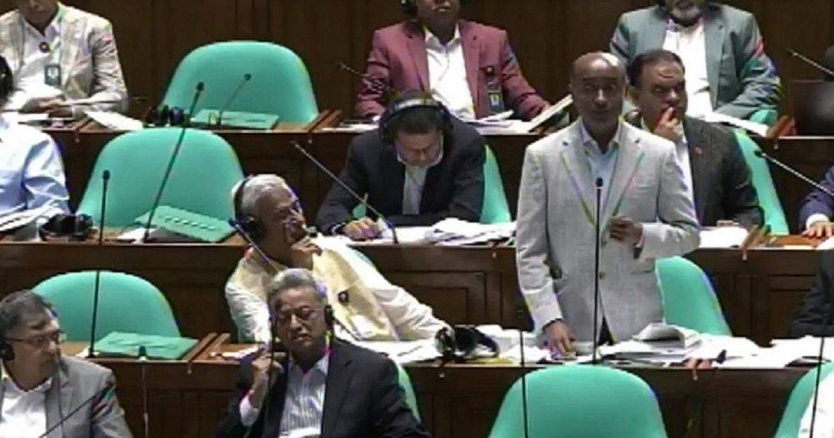 সুপ্রিম কোর্টে স্বচ্ছ নিয়োগ ও ন্যায়বিচার নিশ্চিত করতে চায় সরকার: আইনমন্ত্রী