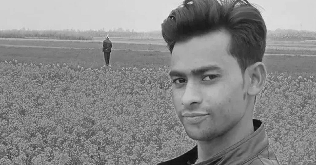 আম কুড়াতে গিয়ে বিদ্যুৎস্পৃষ্টে যুবকের মৃত্যু