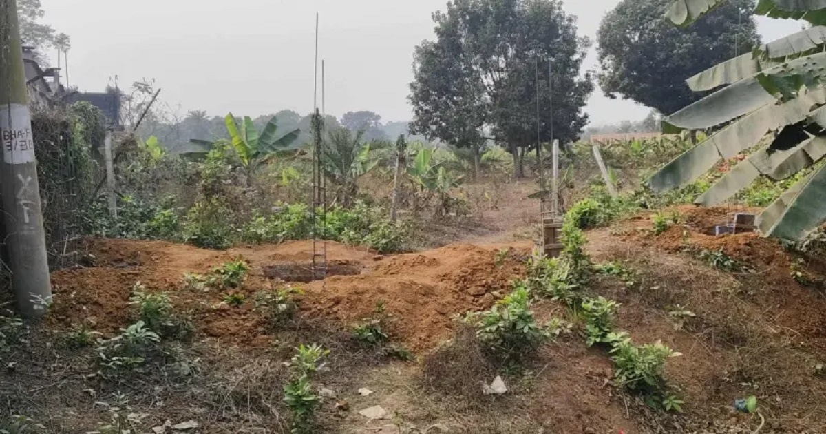 ভালুকায় ইউনিয়ন পরিষদের জমি দখলের অভিযোগ