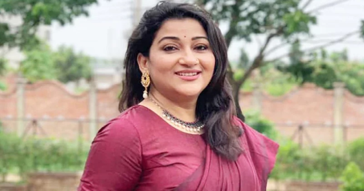যে কারণে ভক্তদের কাছে দোয়া চাইলেন দীপা খন্দকার