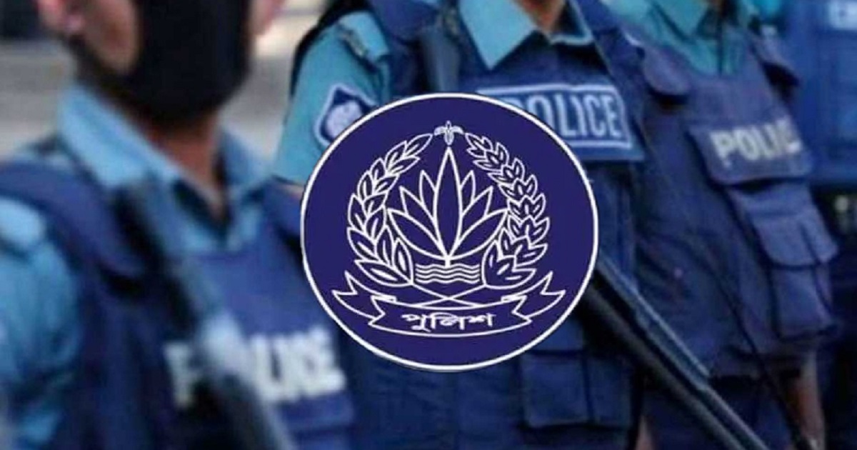 পুলিশের পোশাকের রং পরিবর্তন করে প্রজ্ঞাপন জারি